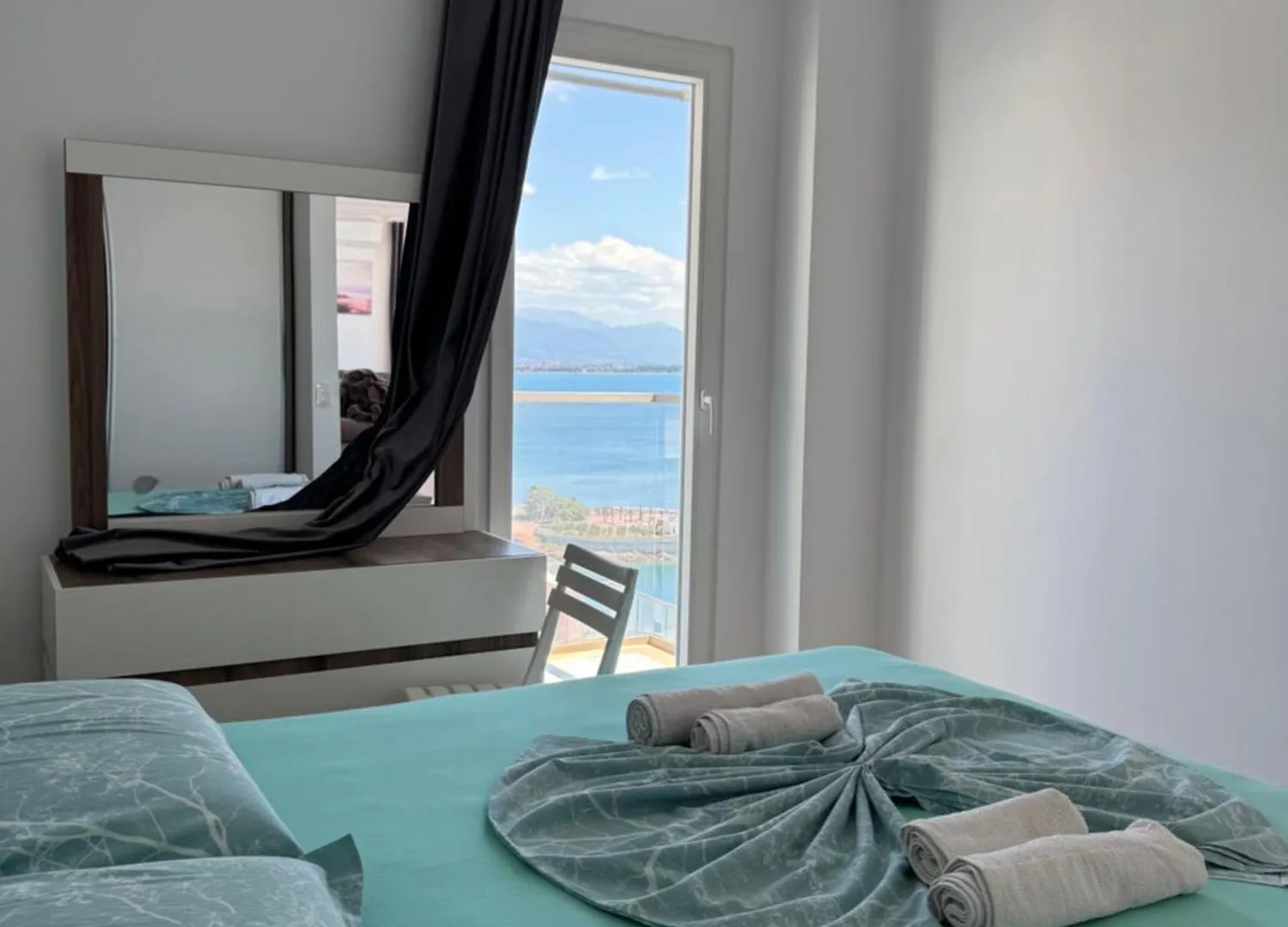 Suite Rana Hedhun Shëngjin
