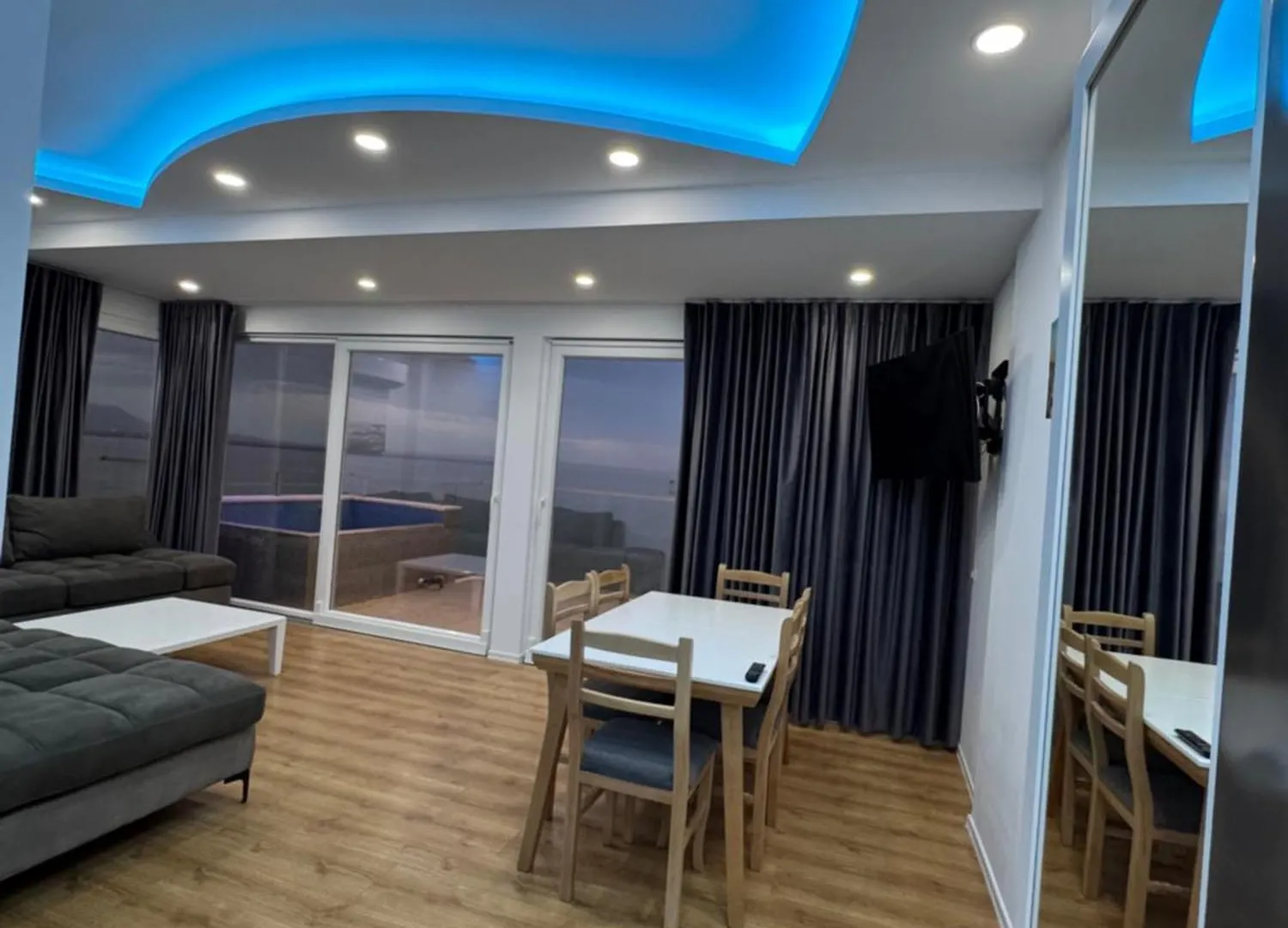 Suite Rana Hedhun Shengjin Albania