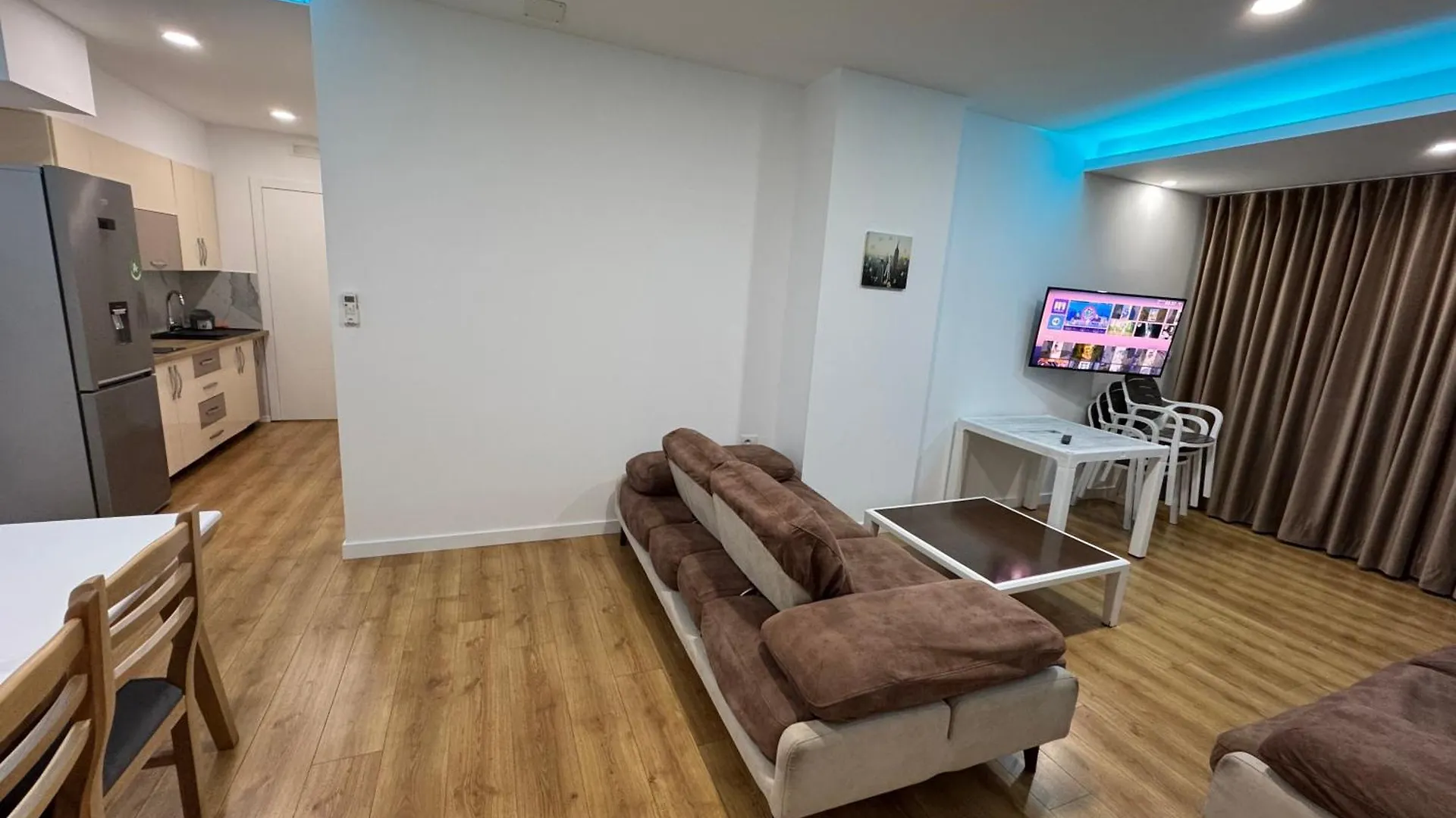 Suite Rana Hedhun Shëngjin