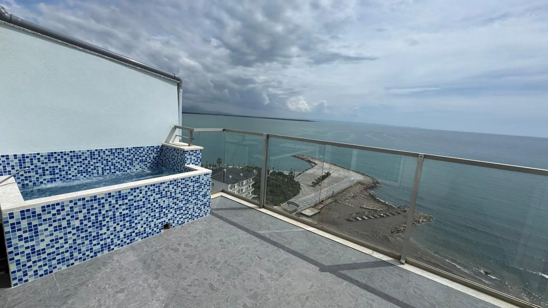 Otel Suite Rana Hedhun Shëngjin